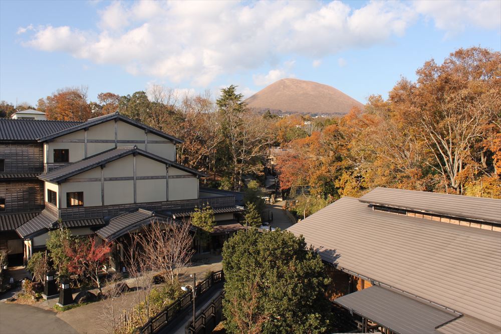 Mori No Yu Kira No Sato_Kiranosato in autumn. The beauty of the satoyama scenery changes every season.