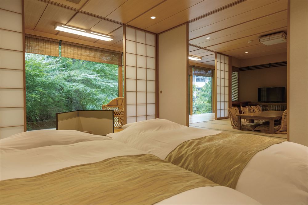 Naruko Onsen Yumoto Kissho_“Shoun” in the annex. An air of elegance in this guest room with a view of the Japanese garden.