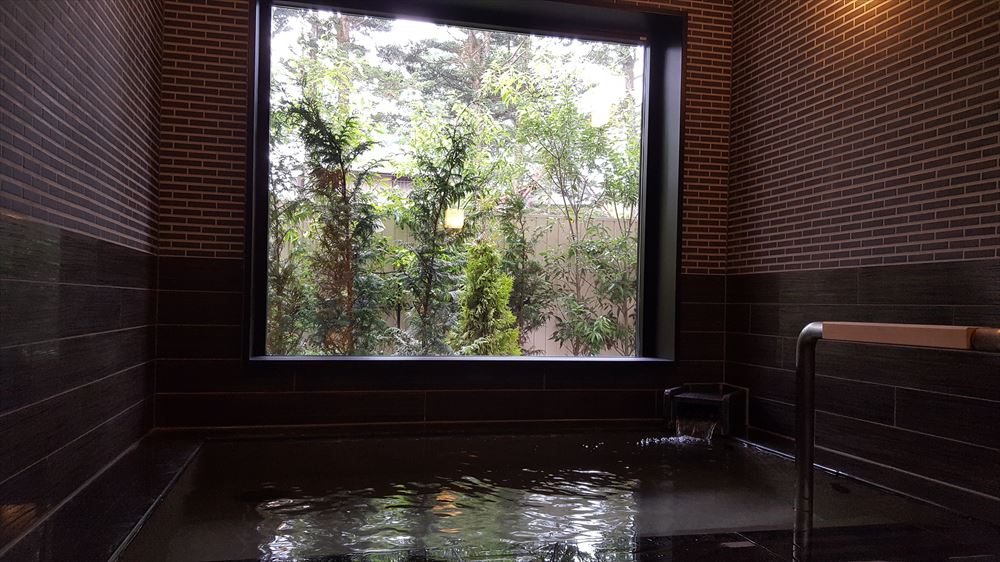 Le Chien Kyukaruizawa_Private natural hot spring chamber, 