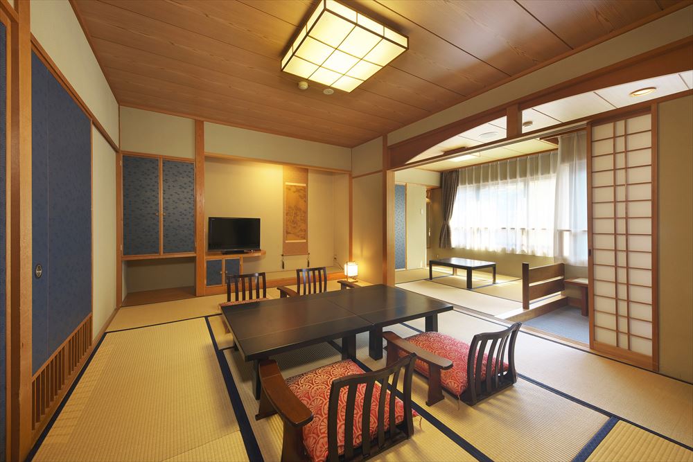 Onyado MEGUMI. An example of a standard Japanese style room (approx. 25㎡) in the main building “Seseragi-kan” .