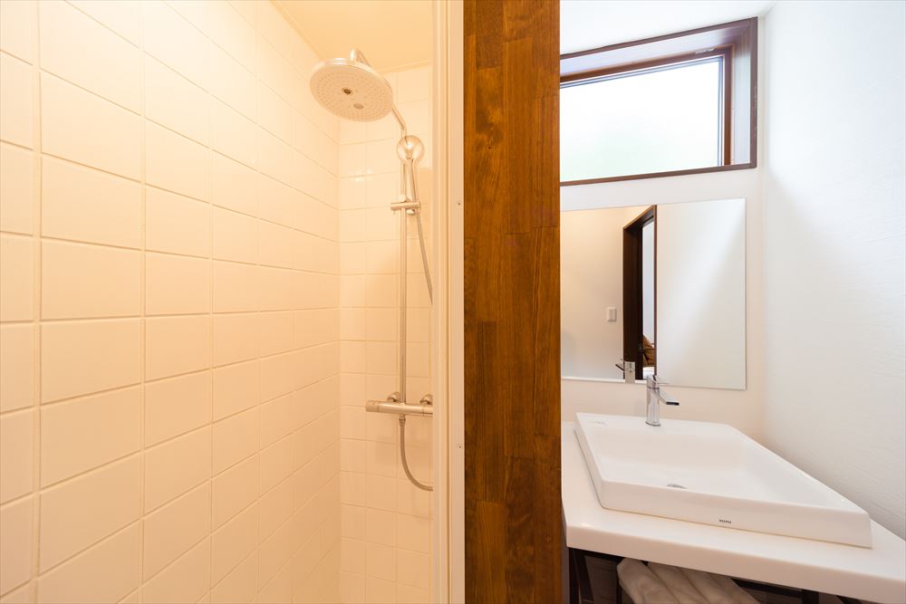 Mizuho 3 Bedroom Chalet_Shower room