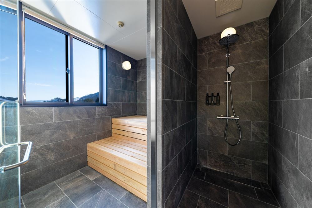 ROKA Luxury Apartments_Sauna＆Shower room