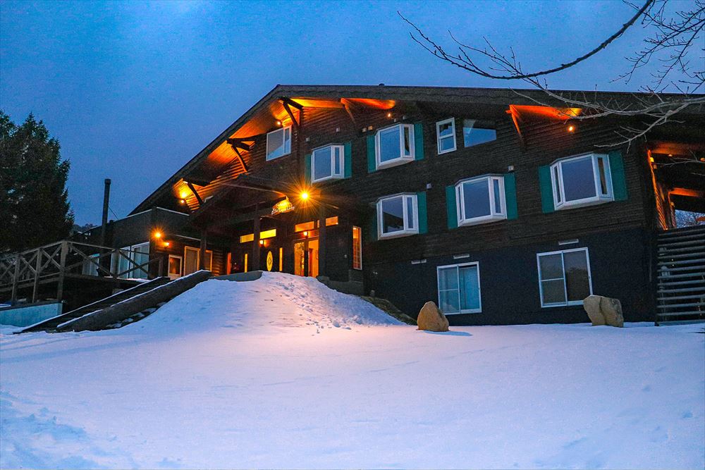 Inawashiro Numajiri Hot Springs Numajiri Kogen Lodge_Exterior（Winter・Night）