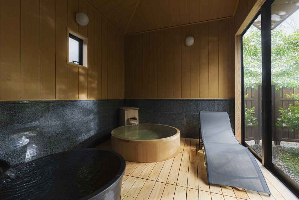 Ureshino Motoyu_The detached private bath “Yukomori no Mori,”