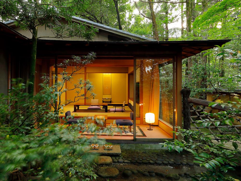 Taishoya_Annex guest room facing the garden