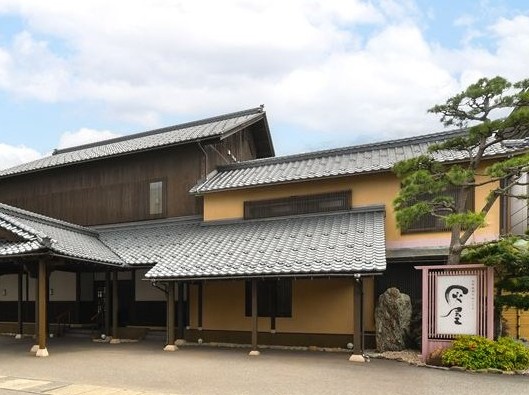 溫馨的傳統旅館 灰屋_外觀