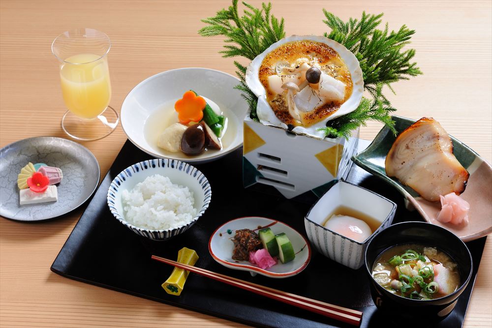 「貝焼き味噌」がメインの界津軽のご当地朝食