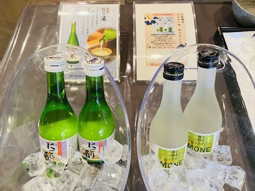 湯沢ロイヤルホテル_日本酒のサービス